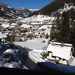 Апартаменти Colussi